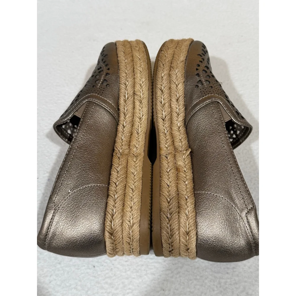 Women's Naturalizer Bronze Perforated platform Espadrilles Size 7.5
